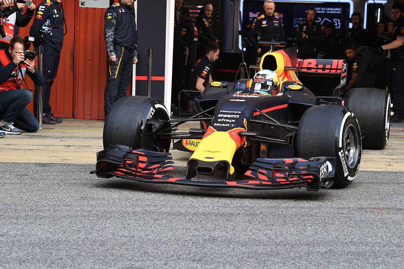 Red Bull en los test de Barcelona 1