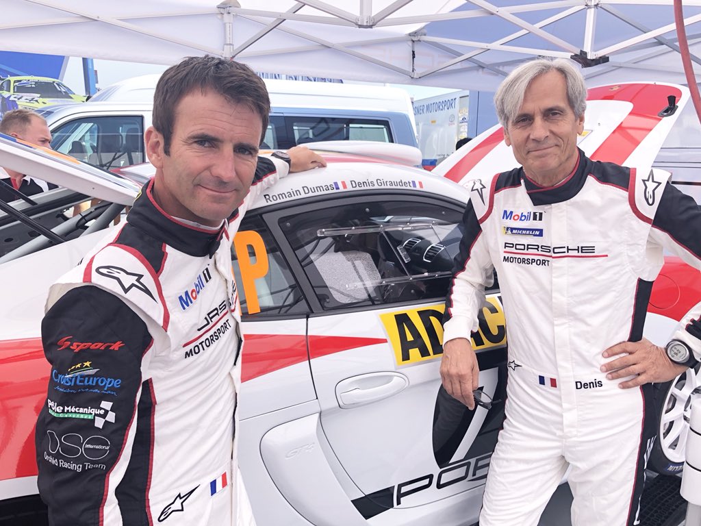 Dumas y Giraudet antes del shakedown con el Porsche Cayman R-GT